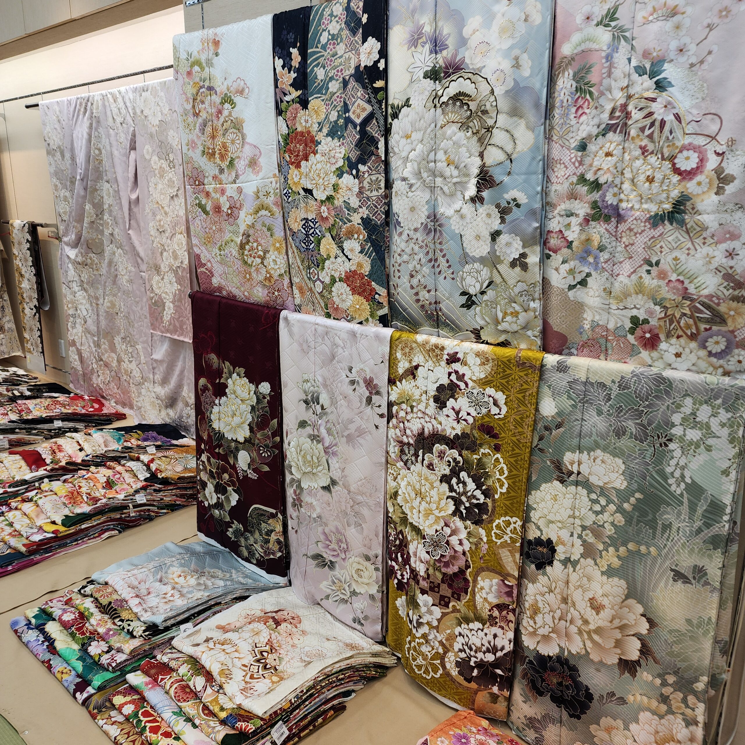 2027年ご成人向け年末振袖フェア＆2028年ご成人向け新作振袖下見会①