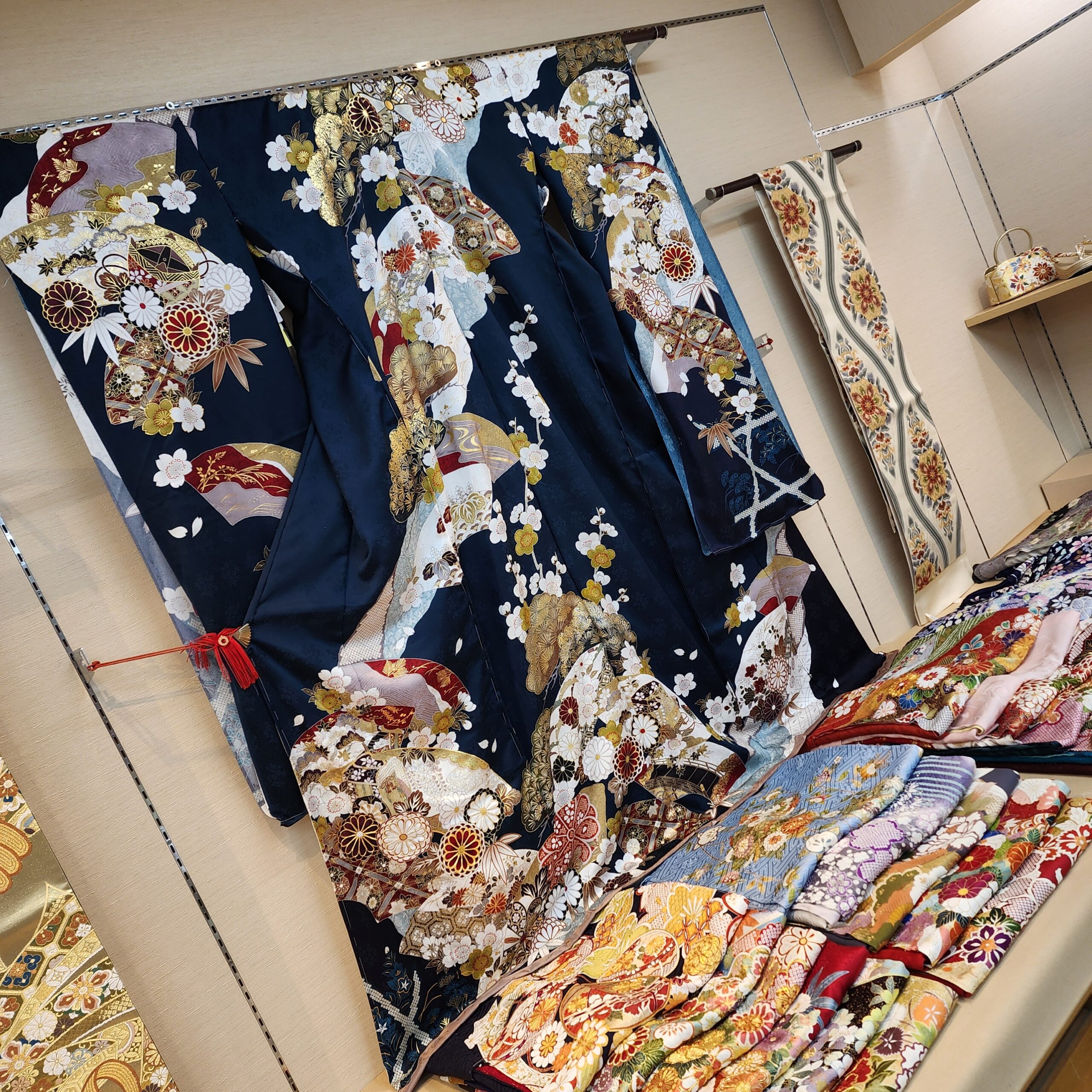 2027年ご成人向け新春振袖フェア＆2028年ご成人向け新作振袖下見会②